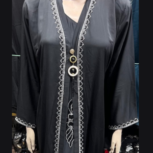 সিম্পল এলিগ্যান্ট স্টাইল (ওড়না ও বোরকা)